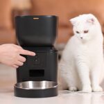 TaraPet APP Controlled with Freshness Preservation, Timed Cat Feeder with Stainless Steel Bowl. UK plug, 4L, Smart 480P camera Pet feeder, one bowl, black, white - Image 8